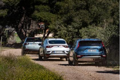 Jeep Compass e-Hybrid vs KIA Niro Hybrid vs Renault Arkana E-Tech